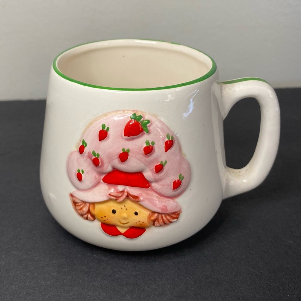 Designers Collection Strawberry Shortcake Earthen Ware Japan 3D Mug Cup Vtg 1982